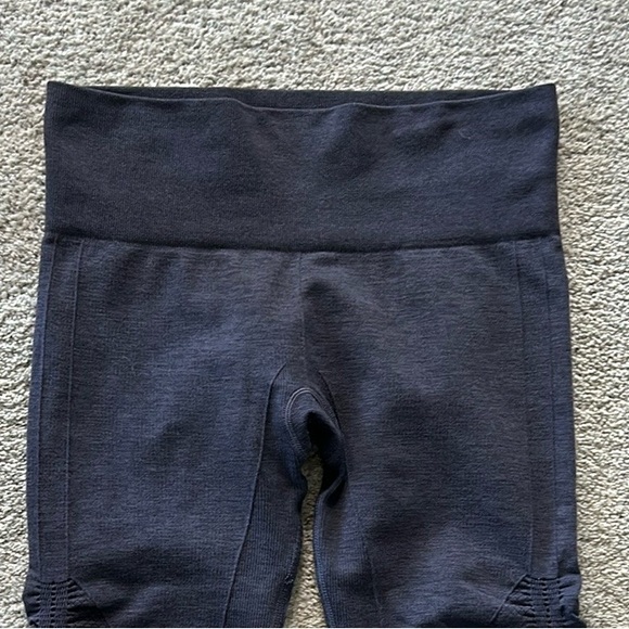 Lululemon Awakening Crop - Picture 2 of 7